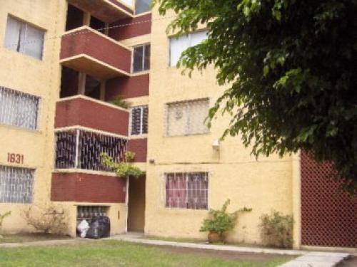 MARLLA ARZATE, PASEOS DEL SOL