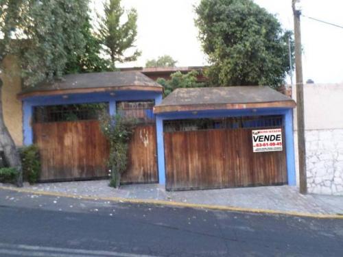 AMPLIA CASA CON DPTO. EN PLANTA ALTA TOTAL 230 m2 