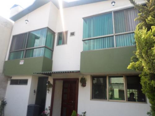 BONITA CASA REMODELADA 200 m2 FRENTE GALERIAS COAPA