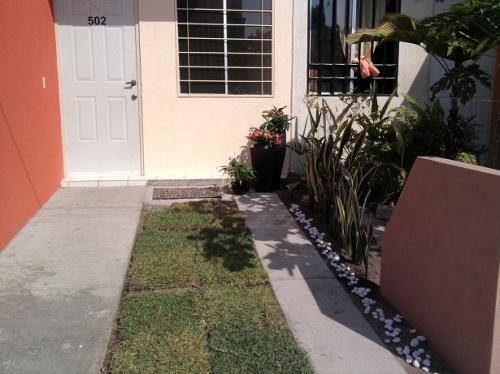 CASA DE UNA SOLA PLANTA EN VENTA, LIBERADA, ACEPTAMOS CRÉDITOS 