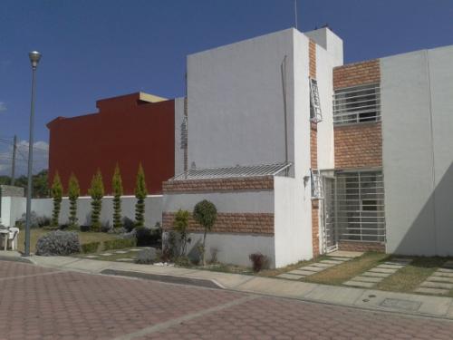 Casa nueva 2 recámaras, cochera 2 autos Fracc Jardines Cuautlancingo Puebla