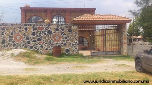 SE VENDE HERMOSA CASA CON ACABADO RUSTICO EN TENANGO
