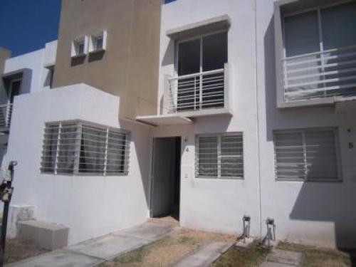 CAMPO REAL, BONITA CASITA EN COTO