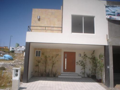 Estrene casa 3 recámaras cochera 2 autos Residencial Britania