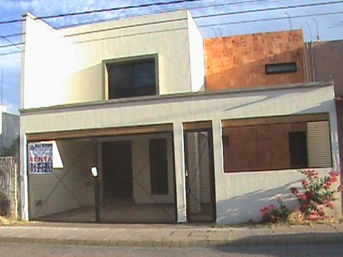 Rento casa nueva enfrente Universidad de Aguascalientes