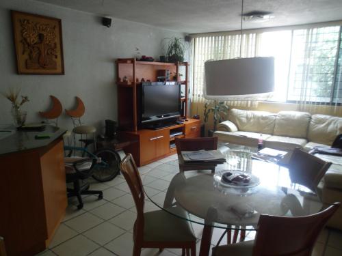 3 Recamaras, P. B. Azcapotzalco, Estacionamiento.