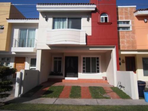 FRACC. VALLE DE SAN ISIDRO, HERMOSA RESIDENCIA