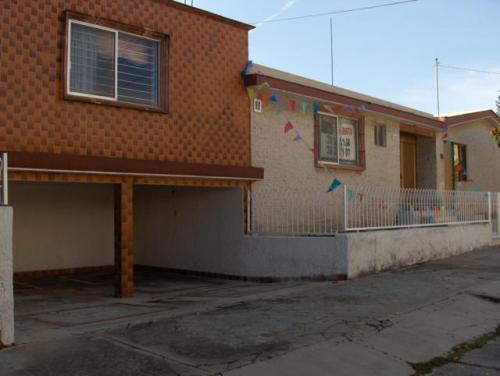 PROVIDENCIA, BONITA CASA, ZONA TRANQUILA Y SEGURA