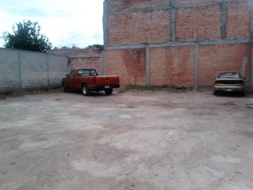 Vendo Terreno para estacionamiento zona centro los Arcos