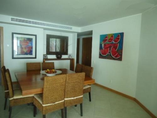 Renta de departamento en el conjunto las Olas. 