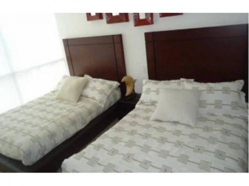 El costo de la renta es por noche de este bello depto. ubicado en solar.