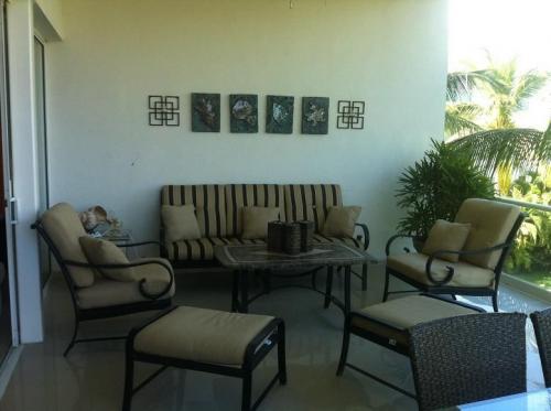 La renta de este departamento es por noche, en pacifico Diamante.