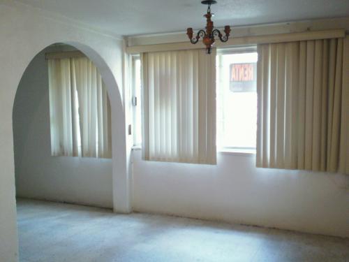 DEPARTAMENTO AMPLIO Y BIEN UBICADO