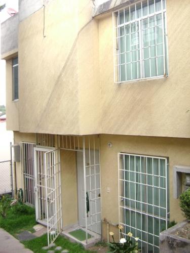 Bonita Casita en Condominio Horizontal