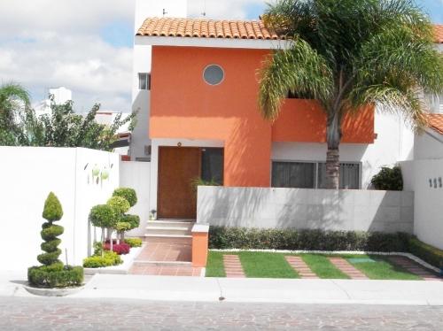 Vendo casa al norte con terreno excedente circuito cerrado