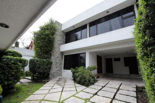 Preciosa Casa de Venta en Ciudad Satélite