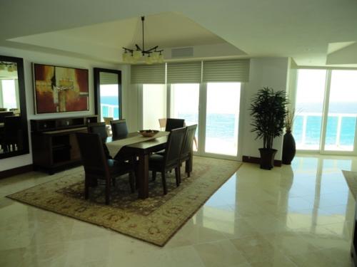 Departamento en Cancun en venta frente al mar