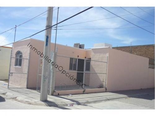 Vendo casa de una planta económica con 3 recamaras 