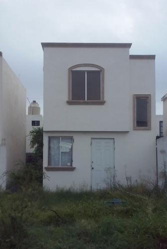 CASA EN LOS TREBOLES, APODACA