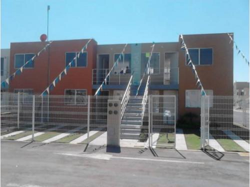 PRECIOSA CASA DUPLEX EN HDAS DE SANTA FE,TÉRMICA,CONSUBSIDIO