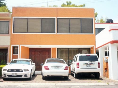 A LA VENTA CASA INFONAVIT XOCHIMILCO, PRESTIGIO Y SEGURIDAD