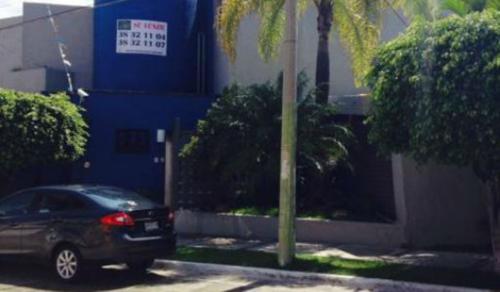 BONITA CASA EN JARDINES DE GUADALUPE