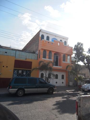 DEL FRESNO CERCA MERCADO DE ABASTOS