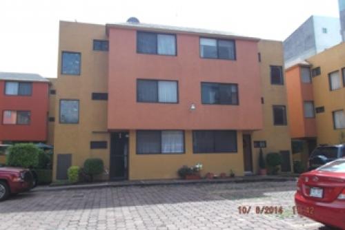 COL. NIÑOS HEROES DE CHAPULTEPEC VENDO CASA 3 REC. 3 PISOS 