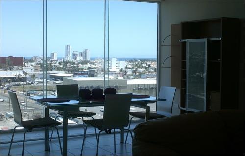 DEPTO.AMUEBLADO EN TORRE BOCATOWERS RENTA/ VENTA.EN BOCA.