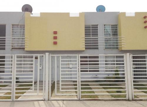 Casa en Renta en Ozumbilla, Tecámac Edo. de Méx.