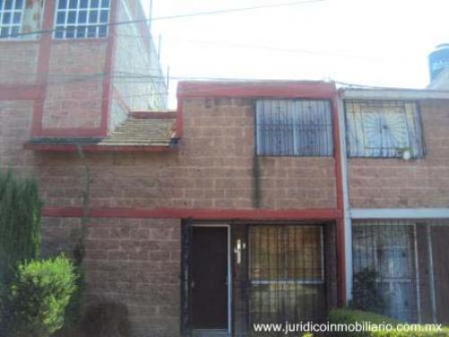 CASA EN VENTA EN EL FRACCIONAMIENTO SAN JOSE DE LA PALMA, IXTAPALUCA
