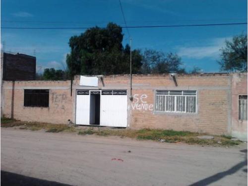 vendo terreno al NTE bardeado con 1 rec a $ de remate