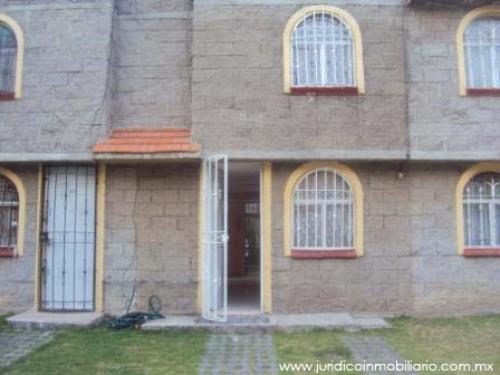 Bonita casa en venta Fraccionamiento Volcanes Chalco 