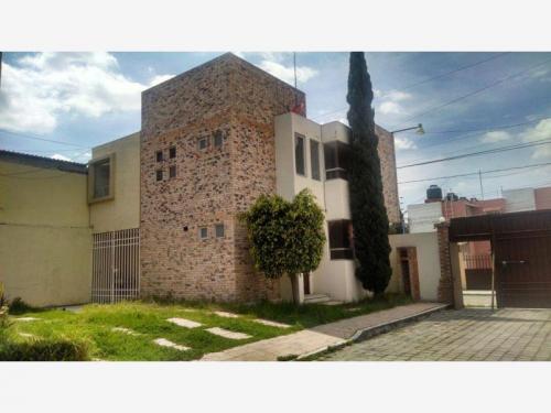 EXCELENTE CASA EN GRANJAS PUEBLA