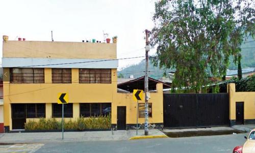 Excelente nave industrial con oficinas