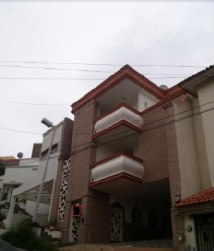 CASA CONTRY SOL EN GUADALUPE NUEVO LEON. PRECIOSA Y DE OPORTUNIDAD.