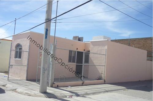 Vendo casa de una planta económica con 3 recamaras 