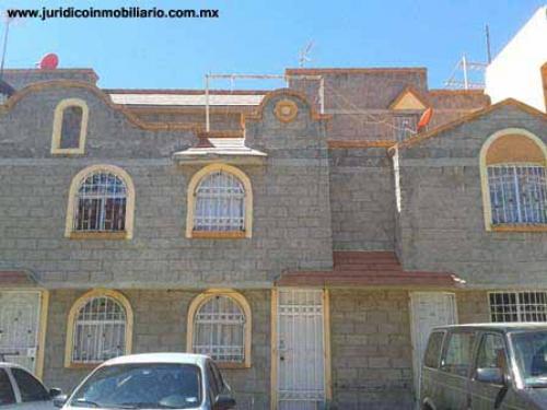 Se renta bonita casa en volcanes 2 da. Seccion.