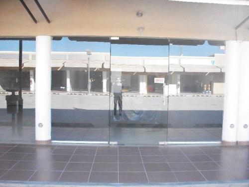 RENTO LOCAL  17 COMERCIAL SOBRE TERCER ANILLO NORTE 