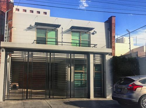 Casa Venta / Residencial Victoria / Zapopan (Guadalajara, México)