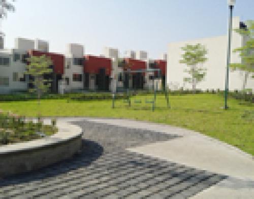 EXCLUSIVAS CERRADAS LAGO RESIDENCIAL  