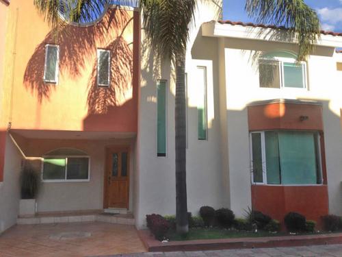 Casa Venta / Jocotán - Lomas Universidad / Zapopan, Jal.