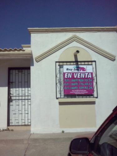 Cómoda casa lista para estrenar!