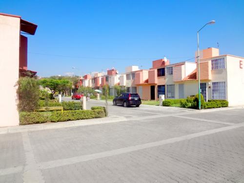 Casa Fracc. Los Manantiales, Palo escrito, Morelos