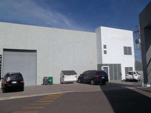 Bodegas en Renta Parque Industrial FINSA FUENTES, Querétaro