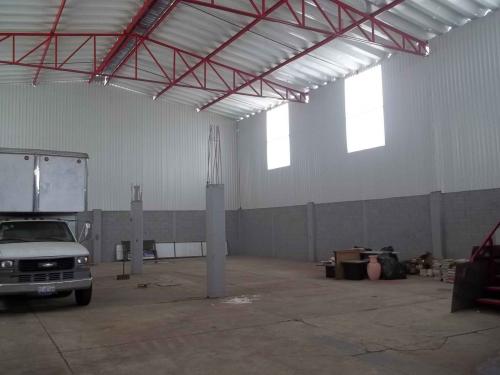 RENTA DE BODEGA SOLA CERCANA AL PARQUE BENITO JUAREZ, QUERETARO.