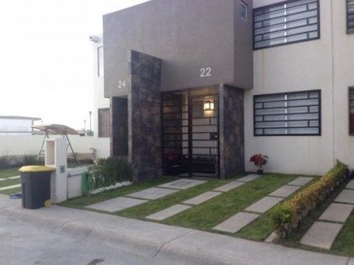 PRECIOSAS RESIDENCIAS EN ZONA PRIVADA