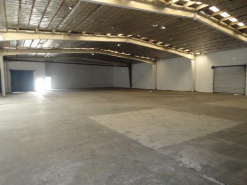 NAVE INDUSTRIAL EN RENTA SUP. 1980 M2 EN LA MESA, TIJUANA, B.C.