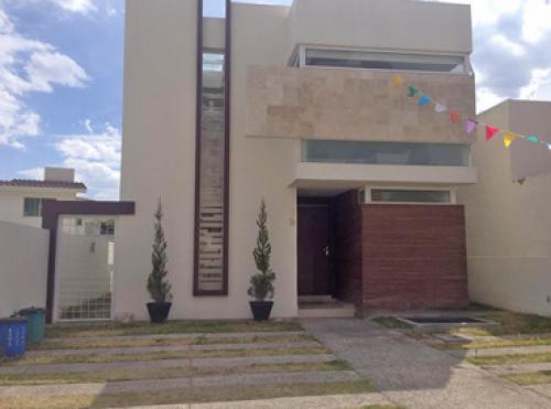 Casa Renta / Bosques de Sta Anita / Tlajomulco