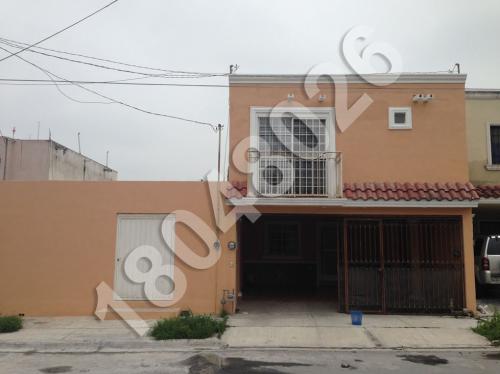 CASA EN PEDREGAL DE LINDA VISTA. PRECIOSA Y DE OPORTUNIDAD.